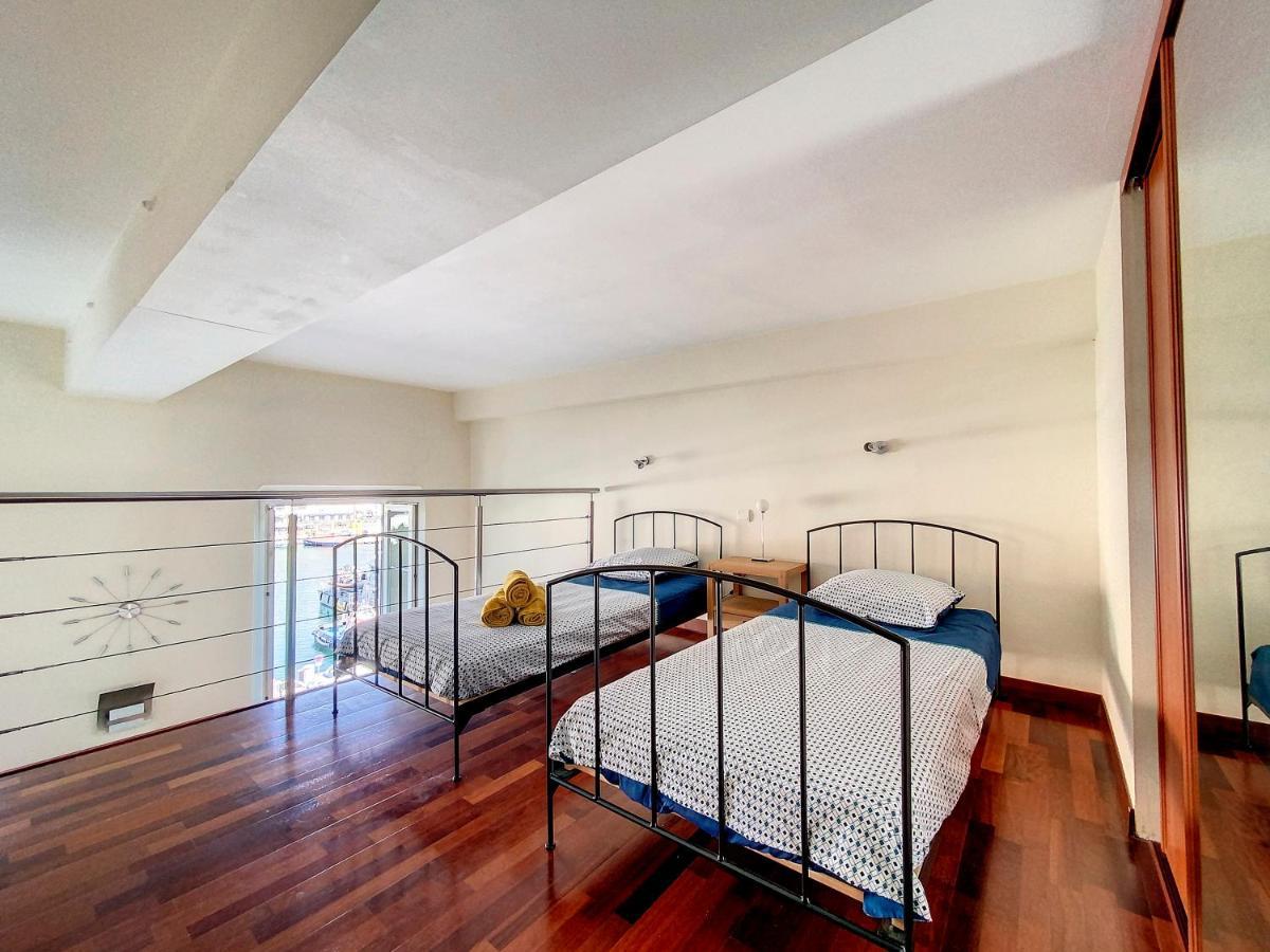 Appartamento Loft Sur Le Port De Nizza